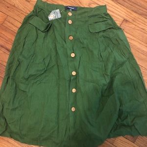 MODCLOTH GREEN SKIRT WITH FRONT POCKETS